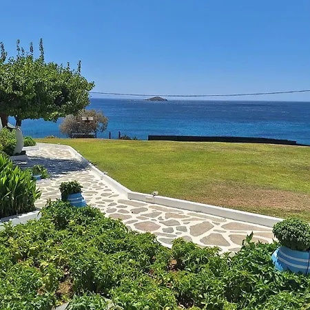 Chryssa Apartment Gavrio